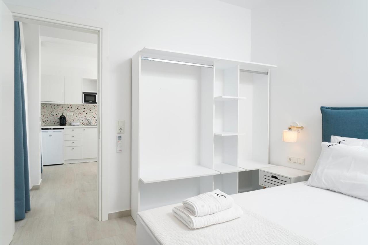 Filoxenia Luxury Apartments Potos Bagian luar foto