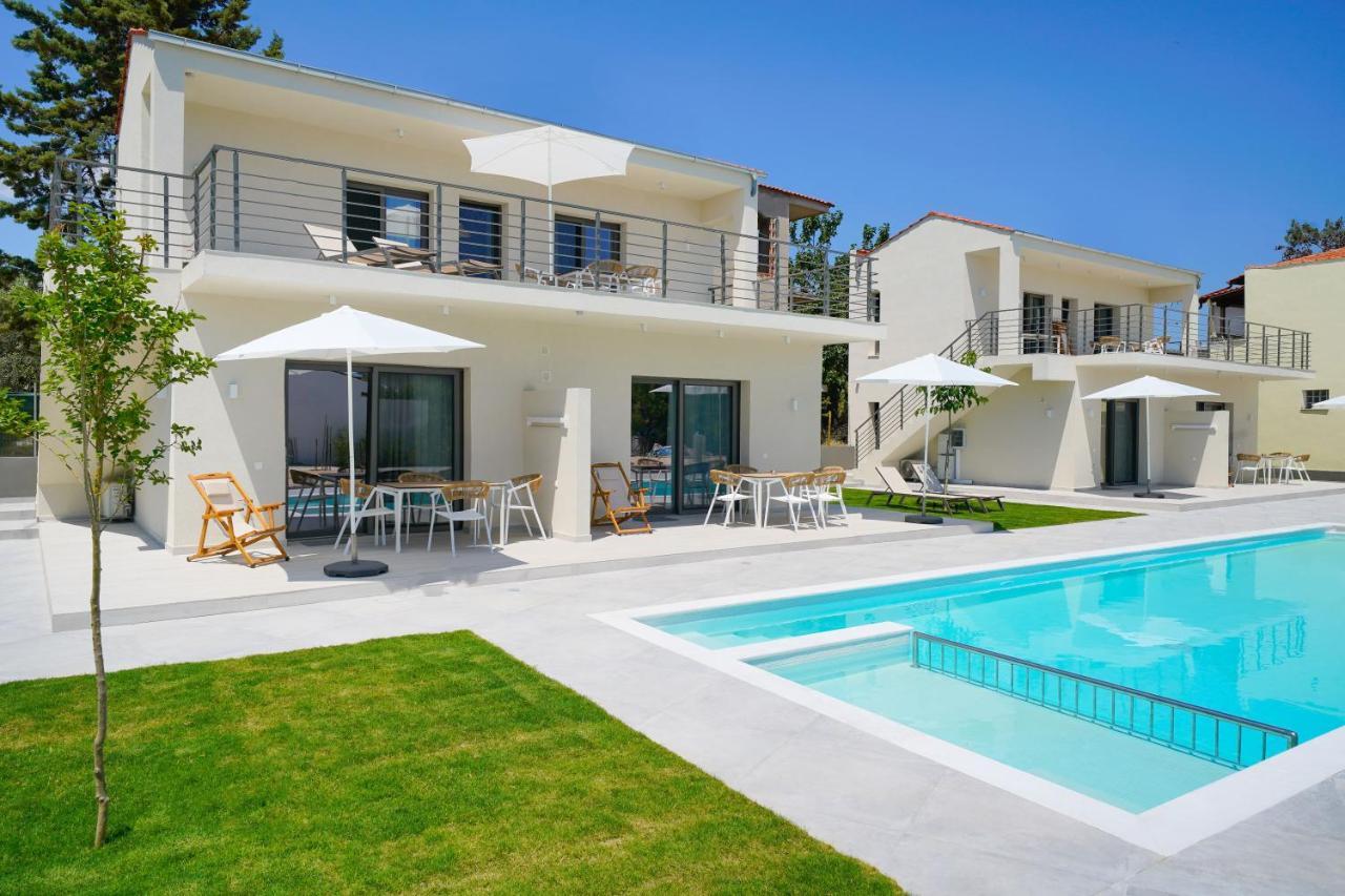 Filoxenia Luxury Apartments Potos Bagian luar foto