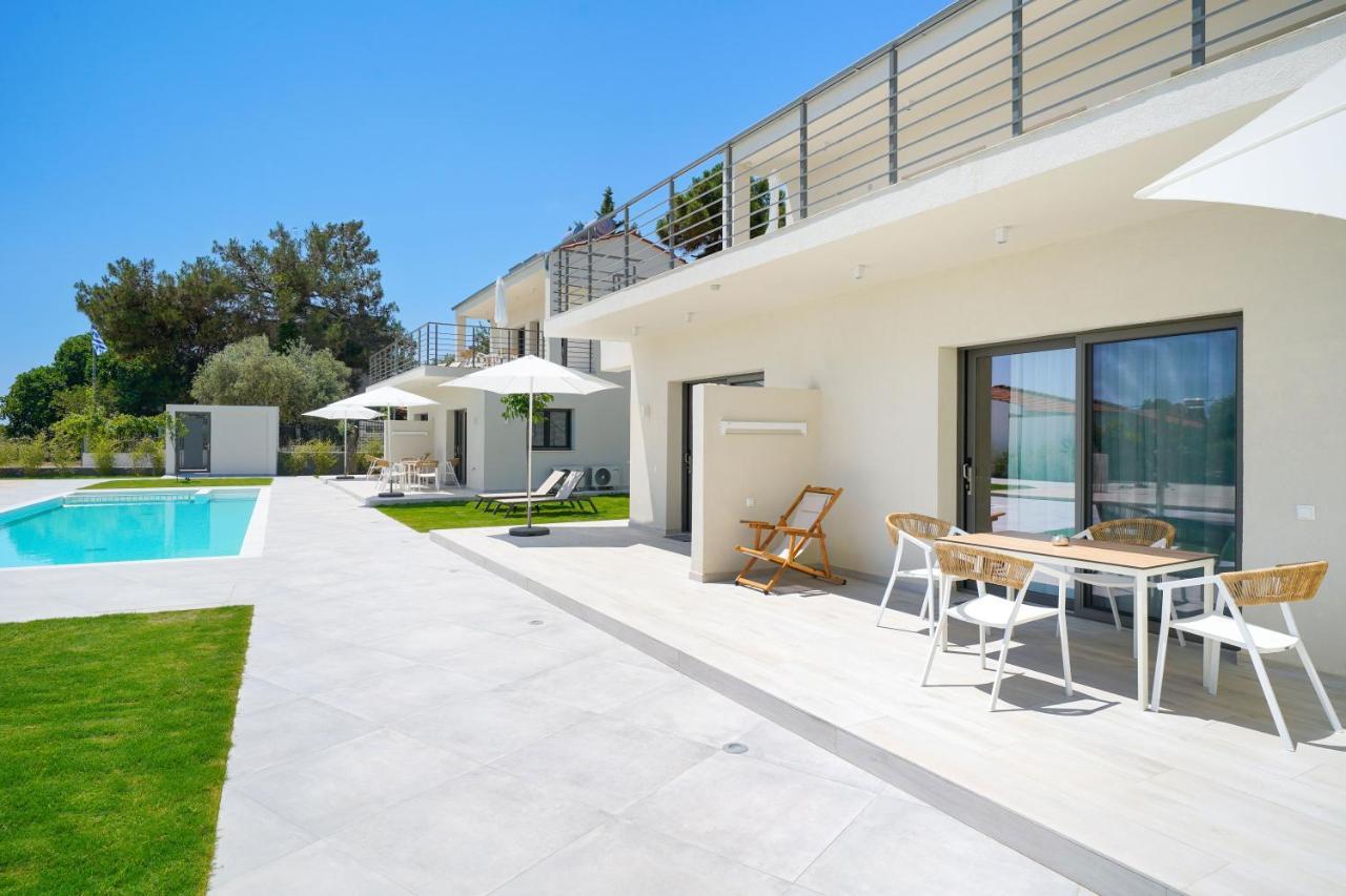 Filoxenia Luxury Apartments Potos Bagian luar foto